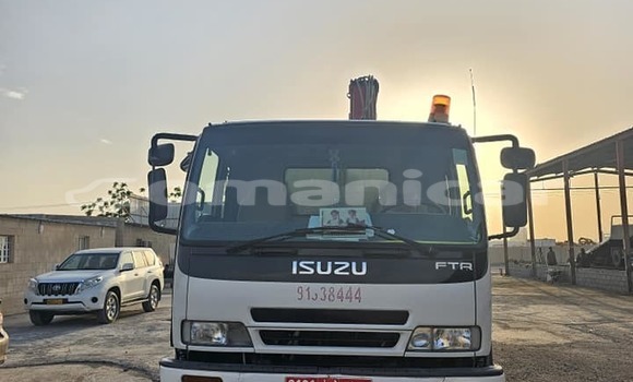Buy Used Isuzu FTR 850 White Truck in al–Masna'ah in al-Batinah