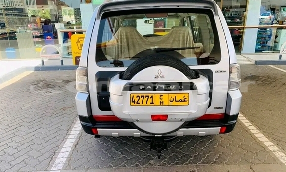 Buy Used Mitsubishi Carisma Other Car in Masqat in Masqat Buy Used Mitsubishi Carisma Other Car in Masqat in Masqat