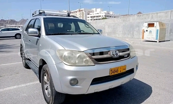 Buy Used Toyota Fortuner Other Car in 'Ibri in adh-Dhahirah Buy Used Toyota Fortuner Other Car in 'Ibri in adh-Dhahirah