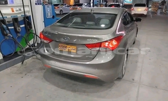 Buy Used BMW 8-Series Silver Car in Masqat in Masqat Buy Used BMW 8-Series Silver Car in Masqat in Masqat