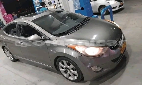 Buy Used BMW 8-Series Silver Car in Masqat in Masqat Buy Used BMW 8-Series Silver Car in Masqat in Masqat