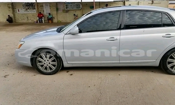 Buy Used Toyota Avalon White Car in as–Sib in Masqat Buy Used Toyota Avalon White Car in as–Sib in Masqat