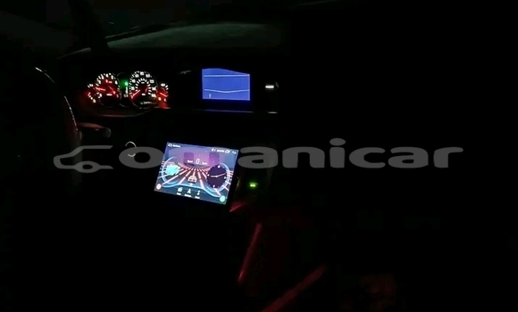 Buy Used Toyota Avalon White Car in as–Sib in Masqat Buy Used Toyota Avalon White Car in as–Sib in Masqat