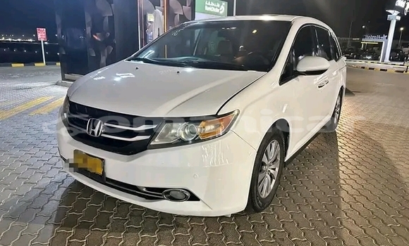 Buy Used Honda Avancier White Car in al–Buraymi in adh-Dhahirah Buy Used Honda Avancier White Car in al–Buraymi in adh-Dhahirah