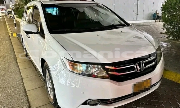 Buy Used Honda Avancier White Car in al–Buraymi in adh-Dhahirah Buy Used Honda Avancier White Car in al–Buraymi in adh-Dhahirah