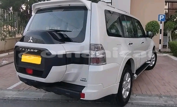 Buy Used Mitsubishi Attrage White Car in Al khuwair in al-Batinah Buy Used Mitsubishi Attrage White Car in Al khuwair in al-Batinah