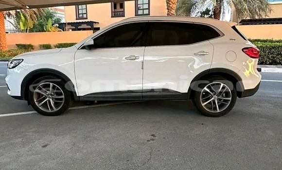 Buy Used Lexus HS White Car in 'Ibri in adh-Dhahirah Buy Used Lexus HS White Car in 'Ibri in adh-Dhahirah