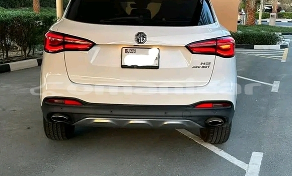 Buy Used Lexus HS White Car in 'Ibri in adh-Dhahirah Buy Used Lexus HS White Car in 'Ibri in adh-Dhahirah