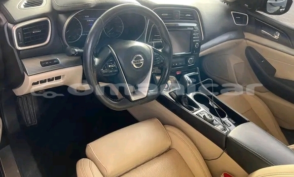 Buy Used Nissan Caravan Black Car in Import - Dubai in Dhufar Buy Used Nissan Caravan Black Car in Import - Dubai in Dhufar