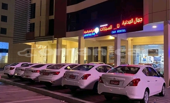 Buy Used BMW 2-Series White Car in Madinat Qabus in Masqat Buy Used BMW 2-Series White Car in Madinat Qabus in Masqat