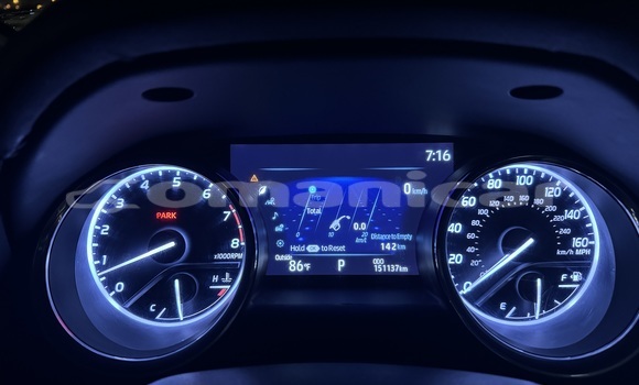 Buy Used Toyota Camry Silver Car in Muscat in Masqat Buy Used Toyota Camry Silver Car in Muscat in Masqat