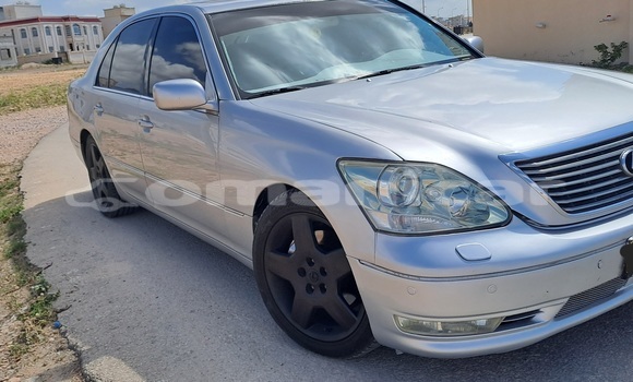Buy Used Lexus LS Silver Car in Salalah in Dhufar Buy Used Lexus LS Silver Car in Salalah in Dhufar