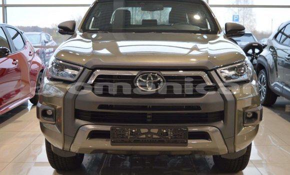 Buy Import Toyota Hilux Green Car in Import - Dubai in Dhufar Buy Import Toyota Hilux Green Car in Import - Dubai in Dhufar