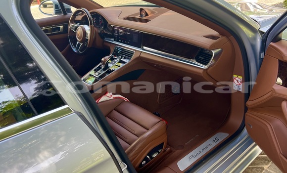 Buy Used Porsche Panamera Silver Car in Muscat in Masqat Buy Used Porsche Panamera Silver Car in Muscat in Masqat