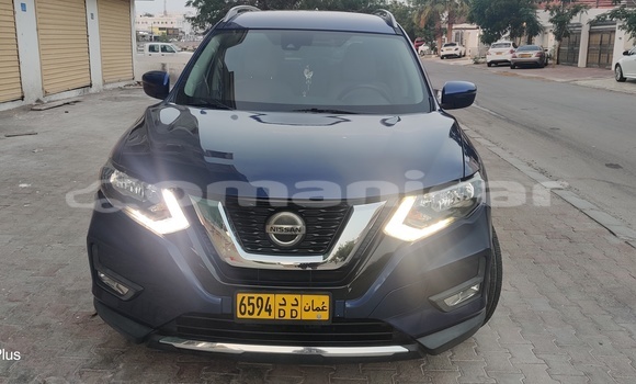 Buy Used Nissan Rogue Blue Car in as–Sib in Masqat Buy Used Nissan Rogue Blue Car in as–Sib in Masqat
