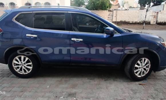 Buy Used Nissan Rogue Blue Car in as–Sib in Masqat Buy Used Nissan Rogue Blue Car in as–Sib in Masqat