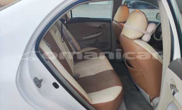 Buy Used Toyota Corolla White Car in 'Ibri in adh-Dhahirah Buy Used Toyota Corolla White Car in 'Ibri in adh-Dhahirah