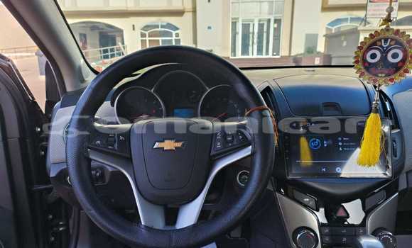 Buy Used Chevrolet Cruze Brown Car in Masqat in Masqat