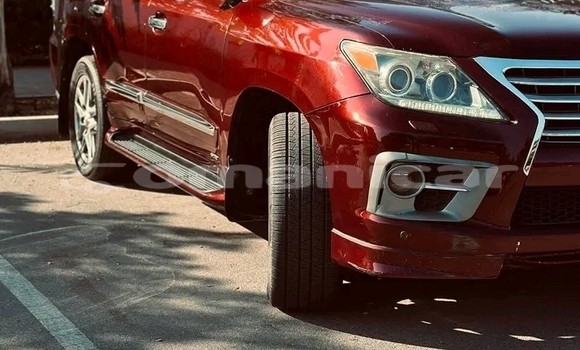 Buy Used Lexus IS Red Car in as–Suwayq in al-Batinah Buy Used Lexus IS Red Car in as–Suwayq in al-Batinah