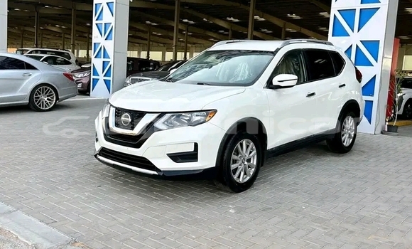 Buy Used Austin Mini White Car in as–Suwayq in al-Batinah Buy Used Austin Mini White Car in as–Suwayq in al-Batinah