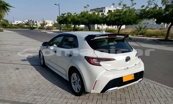 Buy Used BMW 4-Series White Car in Khasab in Musandam Buy Used BMW 4-Series White Car in Khasab in Musandam