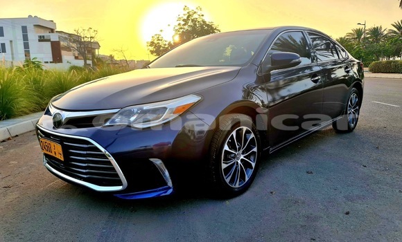 Buy Used Toyota Avalon Blue Car in as–Sib in Masqat Buy Used Toyota Avalon Blue Car in as–Sib in Masqat