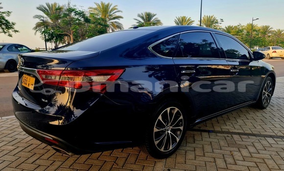 Buy Used Toyota Avalon Blue Car in as–Sib in Masqat Buy Used Toyota Avalon Blue Car in as–Sib in Masqat
