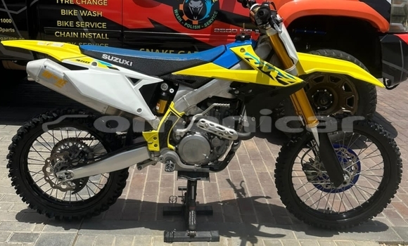 Buy Used Suzuki RM Beige Bike in Muscat in Masqat Buy Used Suzuki RM Beige Bike in Muscat in Masqat