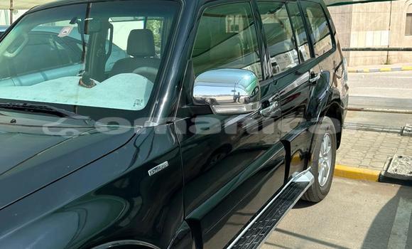 Buy Used Mitsubishi Pajero Black Car in Muscat in Masqat Buy Used Mitsubishi Pajero Black Car in Muscat in Masqat