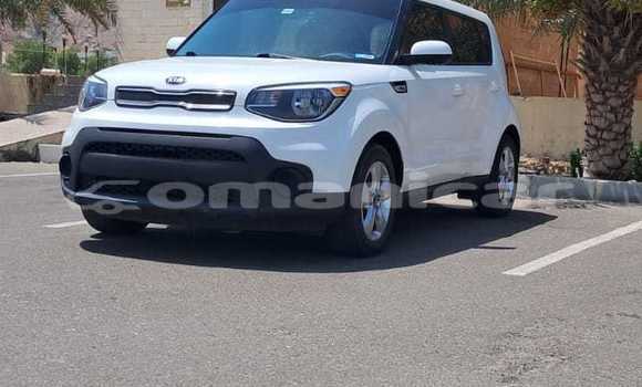 Buy Used Kia Soul White Car in Muscat in Masqat Buy Used Kia Soul White Car in Muscat in Masqat