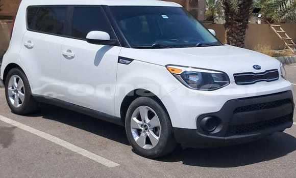 Buy Used Kia Soul White Car in Muscat in Masqat Buy Used Kia Soul White Car in Muscat in Masqat