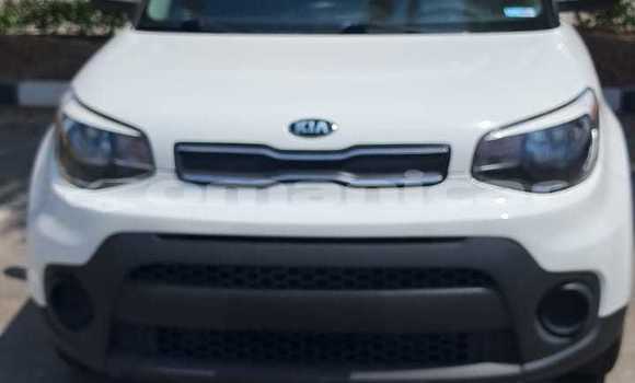 Buy Used Kia Soul White Car in Muscat in Masqat Buy Used Kia Soul White Car in Muscat in Masqat