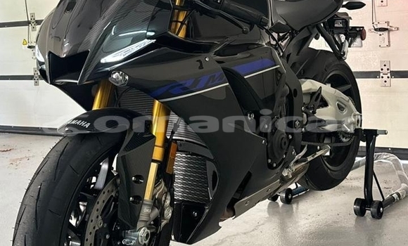 Buy Used Yamaha YZF Black Bike in Muscat in Masqat