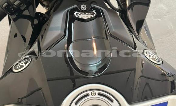 Buy Used Yamaha YZF Black Bike in Muscat in Masqat Buy Used Yamaha YZF Black Bike in Muscat in Masqat