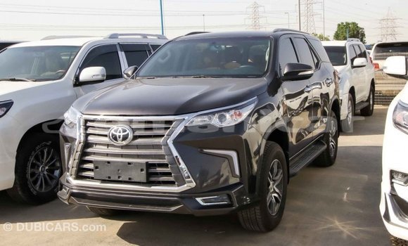 Buy Import Toyota Fortuner Other Car in Import - Dubai in Dhufar Buy Import Toyota Fortuner Other Car in Import - Dubai in Dhufar