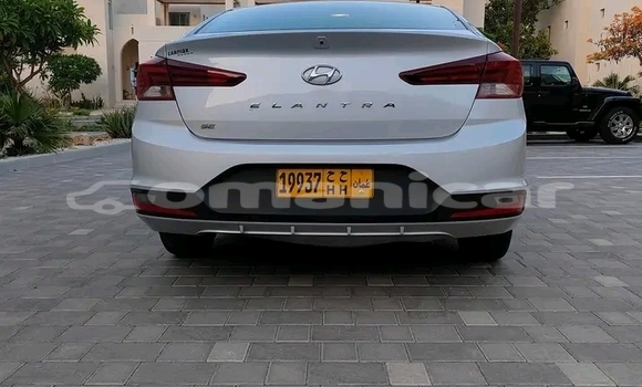 Buy Used Hyundai Elantra Other Car in as–Sib in Masqat Buy Used Hyundai Elantra Other Car in as–Sib in Masqat