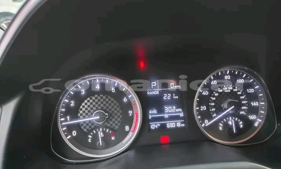 Buy Used Hyundai Elantra Other Car in as–Sib in Masqat Buy Used Hyundai Elantra Other Car in as–Sib in Masqat