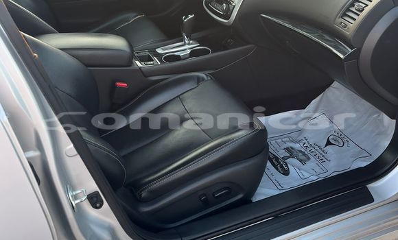 Buy Used Nissan Altima Silver Car in Suhar in al-Batinah Buy Used Nissan Altima Silver Car in Suhar in al-Batinah