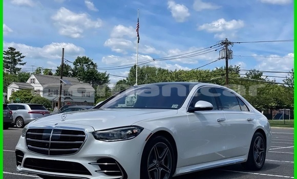 Buy Used Mercedes-Benz S–Class White Car in al–Khaburah in al-Batinah Buy Used Mercedes-Benz S–Class White Car in al–Khaburah in al-Batinah