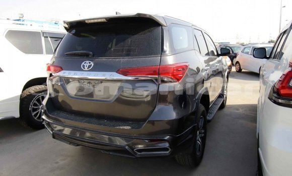 Buy Import Toyota Fortuner Other Car in Import - Dubai in Dhufar Buy Import Toyota Fortuner Other Car in Import - Dubai in Dhufar