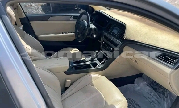 Buy Used Hyundai Sonata Other Car in as–Suwayq in al-Batinah Buy Used Hyundai Sonata Other Car in as–Suwayq in al-Batinah