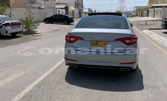 Buy Used Hyundai Sonata Other Car in as–Suwayq in al-Batinah Buy Used Hyundai Sonata Other Car in as–Suwayq in al-Batinah