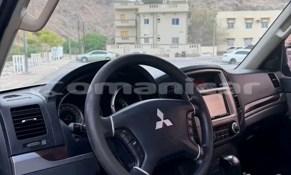 Buy Used Mitsubishi Pajero Other Car in as–Suwayq in al-Batinah Buy Used Mitsubishi Pajero Other Car in as–Suwayq in al-Batinah