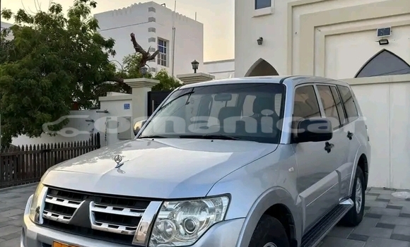 Buy Used Mitsubishi Pajero Other Car in as–Suwayq in al-Batinah Buy Used Mitsubishi Pajero Other Car in as–Suwayq in al-Batinah