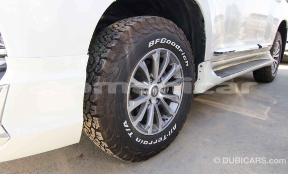 Buy Import Toyota Prado White Car in Import - Dubai in Dhufar Buy Import Toyota Prado White Car in Import - Dubai in Dhufar