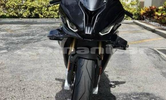 Buy Used BMW S 1000 Black Bike in Muscat in Masqat Buy Used BMW S 1000 Black Bike in Muscat in Masqat