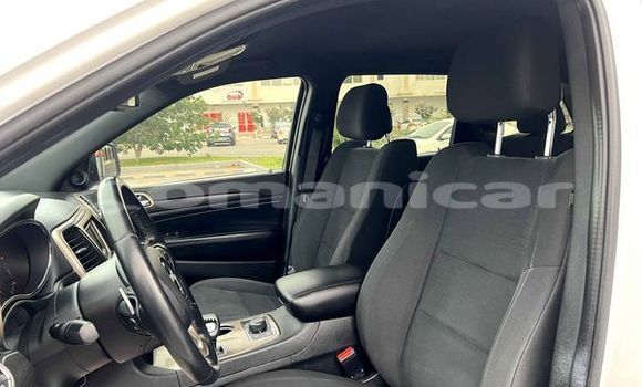 Buy Used Jeep Cherokee Other Car in Al khuwair in al-Batinah Buy Used Jeep Cherokee Other Car in Al khuwair in al-Batinah