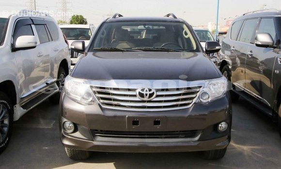Buy Import Toyota Fortuner Other Car in Import - Dubai in Dhufar Buy Import Toyota Fortuner Other Car in Import - Dubai in Dhufar