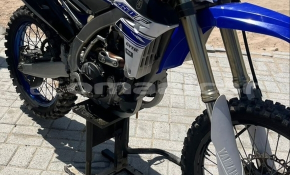 Buy Used Yamaha YZ450F Blue Bike in Muscat in Masqat Buy Used Yamaha YZ450F Blue Bike in Muscat in Masqat