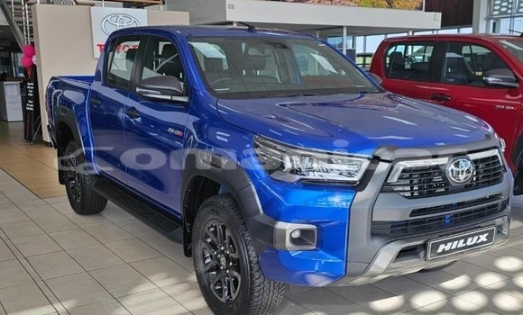 Buy Used Toyota Hilux White Car in Muscat in Masqat Buy Used Toyota Hilux White Car in Muscat in Masqat